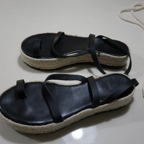Christina Christi Handmade Leather Sandals Black Color - Picture 7 of 7